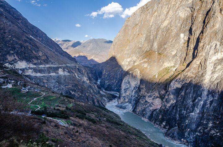 Trekking De La Garganta Del Salto Del Tigre Yunnan Toda La Info 